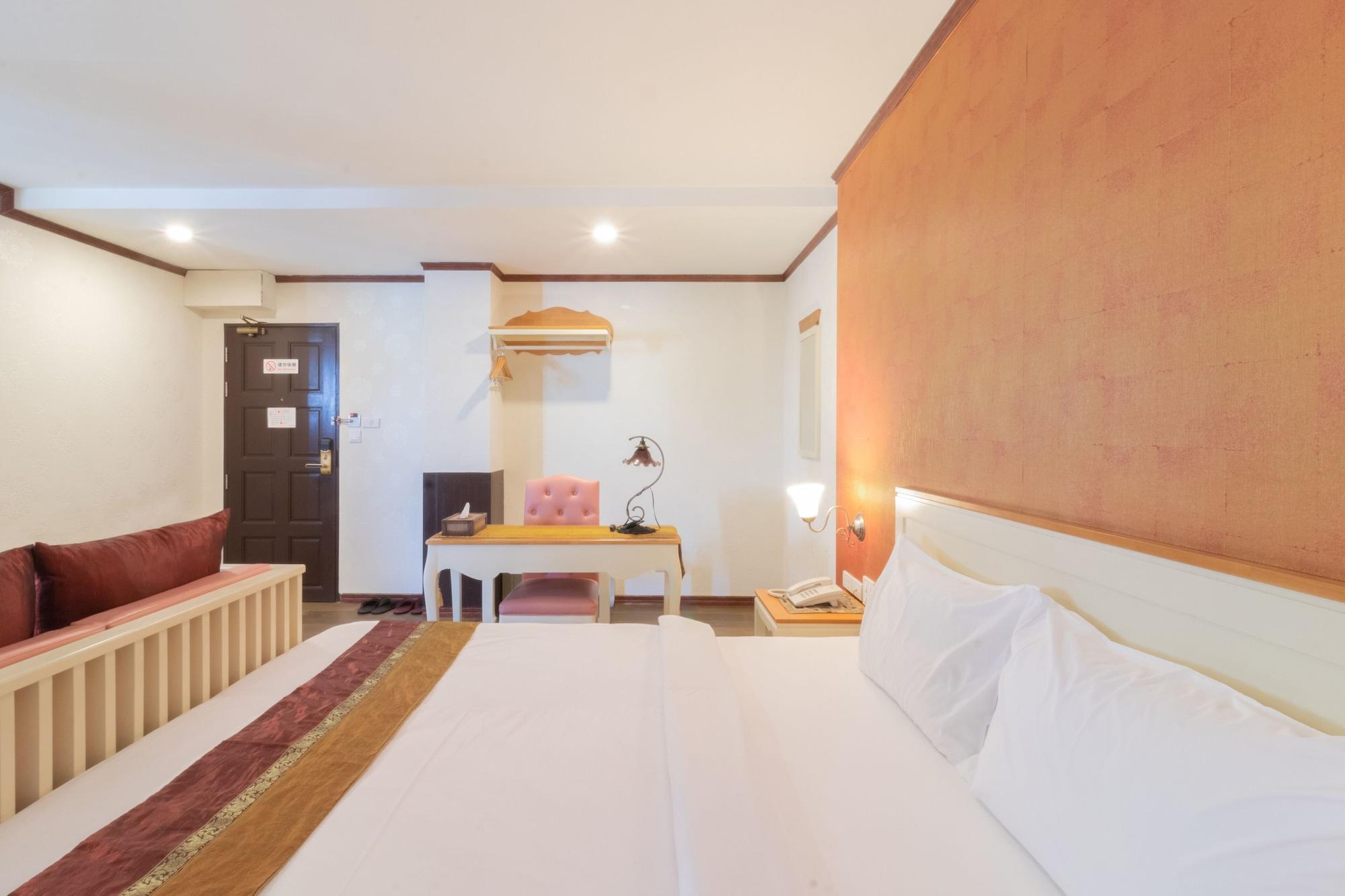 J&Y Hotel Latphrao 35 Бангкок Екстер'єр фото