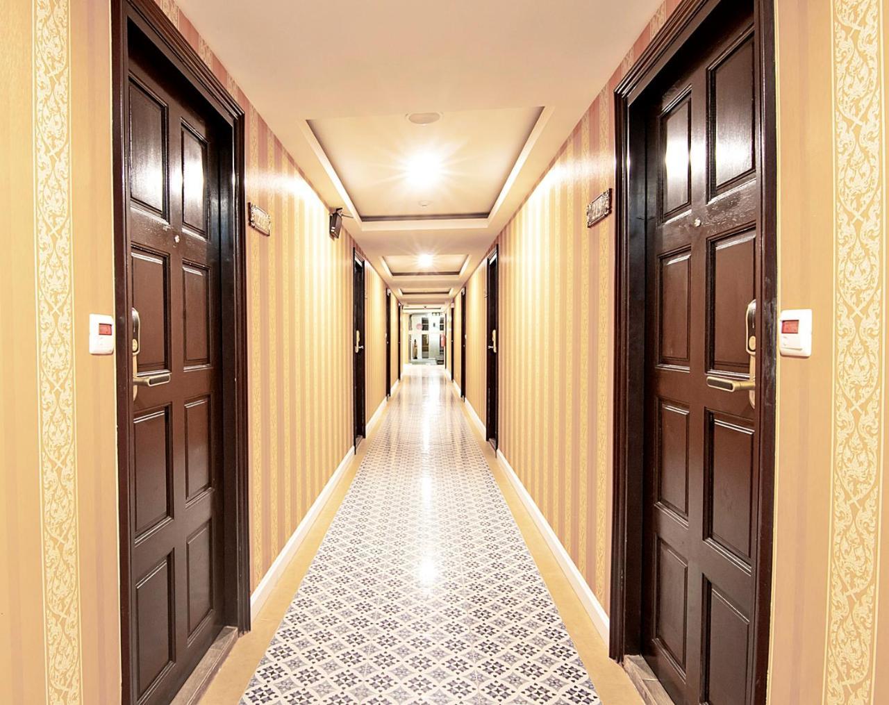 J&Y Hotel Latphrao 35 Бангкок Екстер'єр фото